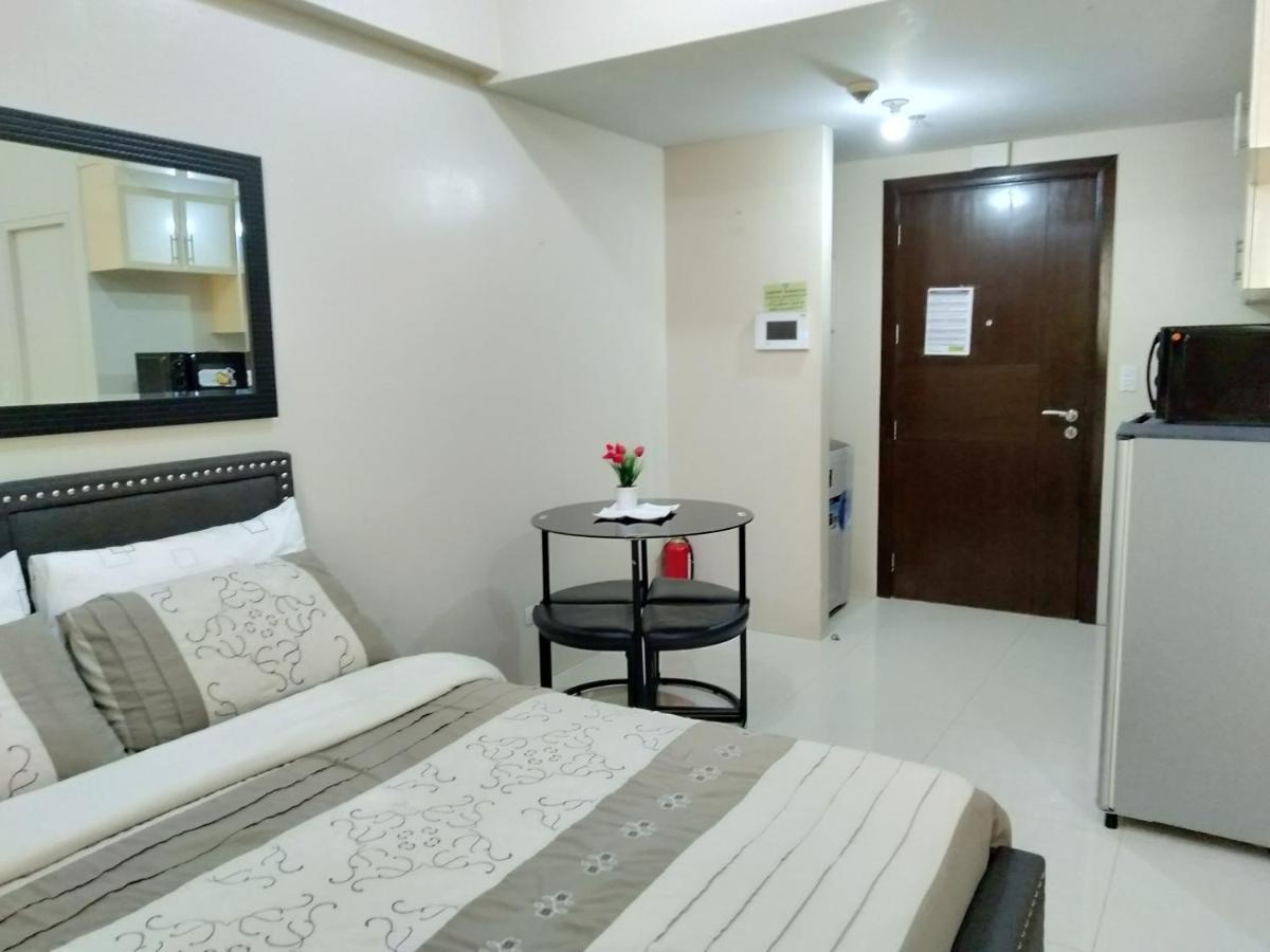 One Palm Tree Villas Close To Manila Airport - Terminal 3 Kültér fotó