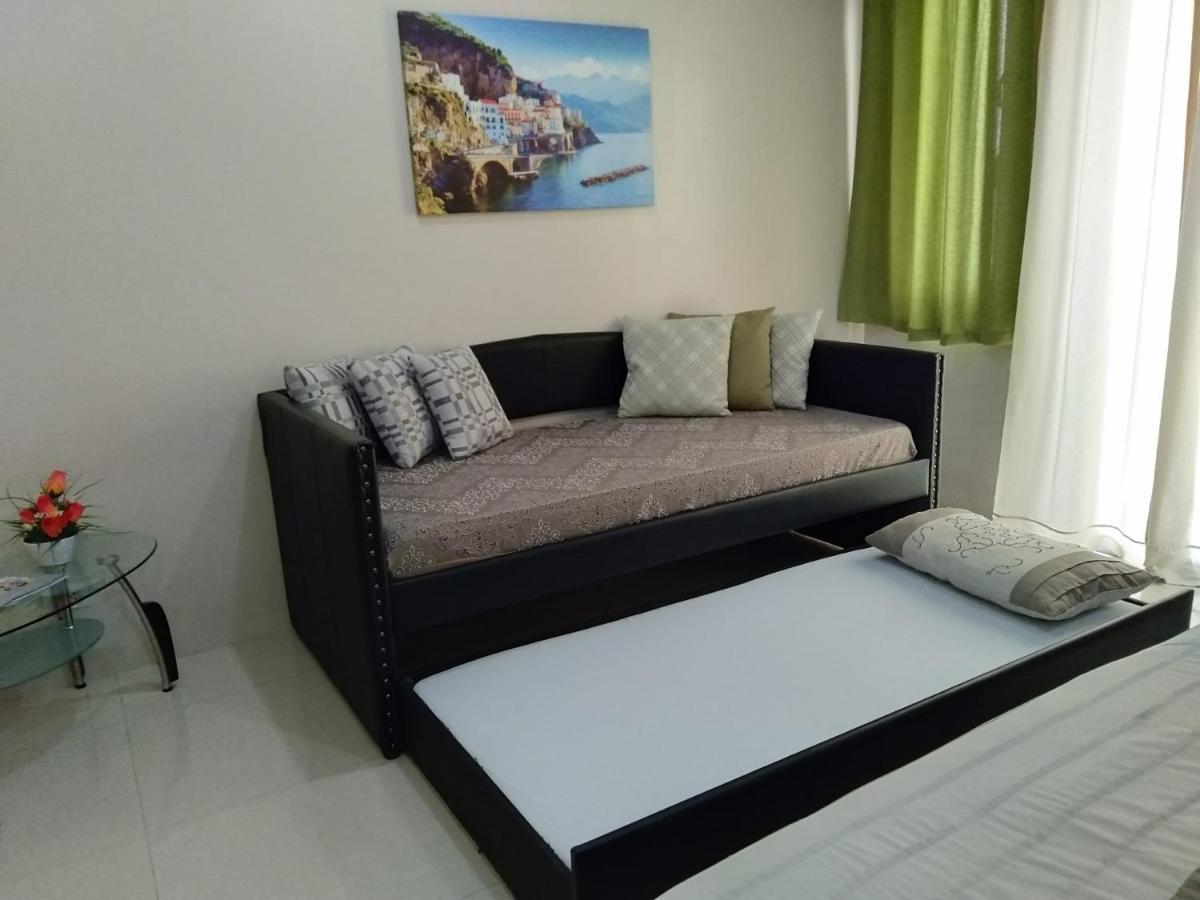 One Palm Tree Villas Close To Manila Airport - Terminal 3 Kültér fotó