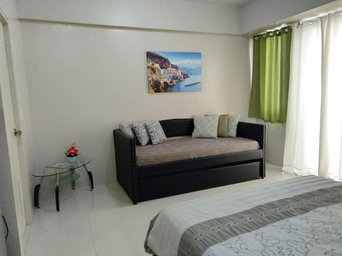 One Palm Tree Villas Close To Manila Airport - Terminal 3 Kültér fotó